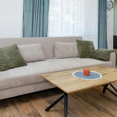 Апартамент Modern & Spacious Near Kabakum By Flat Manаger *